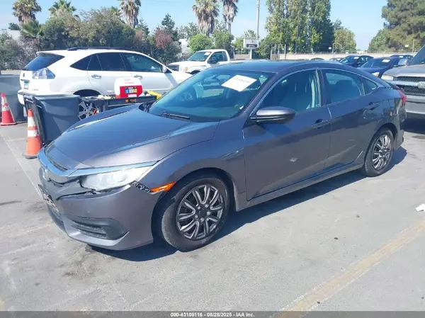 19XFC2F58HE218982 2017 HONDA CIVIC - Image 2