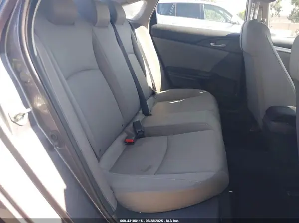 19XFC2F58HE218982 2017 HONDA CIVIC - Image 8