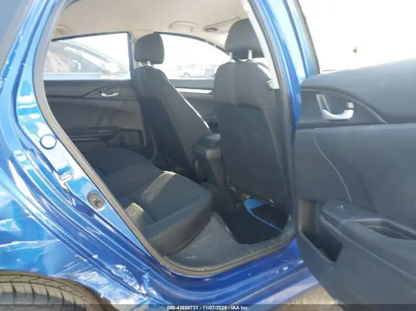 19XFC2F58JE003639 2018 HONDA CIVIC - Image 8