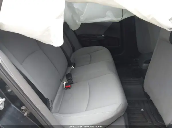 19XFC2F58JE010249 2018 HONDA CIVIC - Image 8