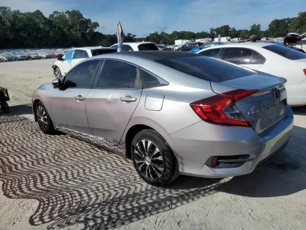 19XFC2F58JE022918 2018 HONDA CIVIC - Image 2