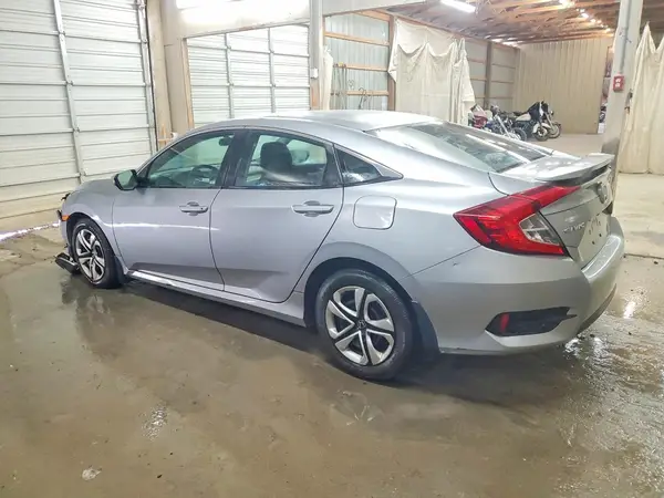 19XFC2F58JE030890 2018 HONDA CIVIC - Image 2
