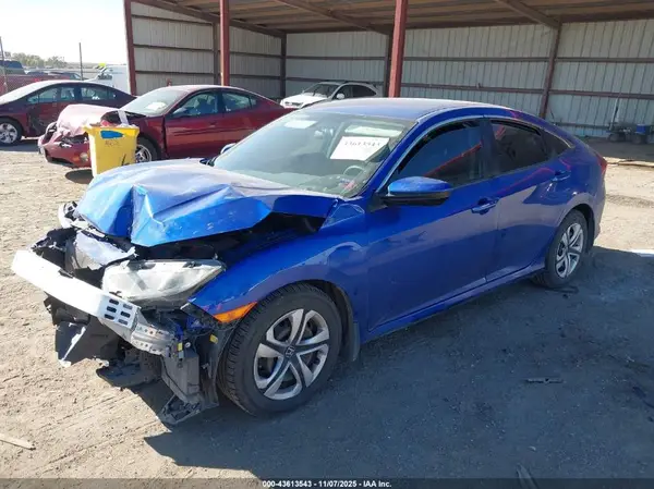 19XFC2F58JE040142 2018 HONDA CIVIC - Image 2