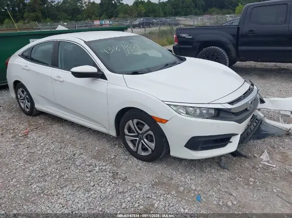 19XFC2F58JE042327 2018 HONDA CIVIC - Image 1