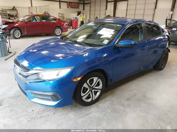 19XFC2F58JE043719 2018 HONDA CIVIC - Image 2