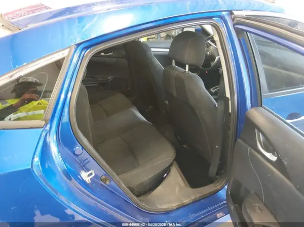 19XFC2F58JE043719 2018 HONDA CIVIC - Image 8