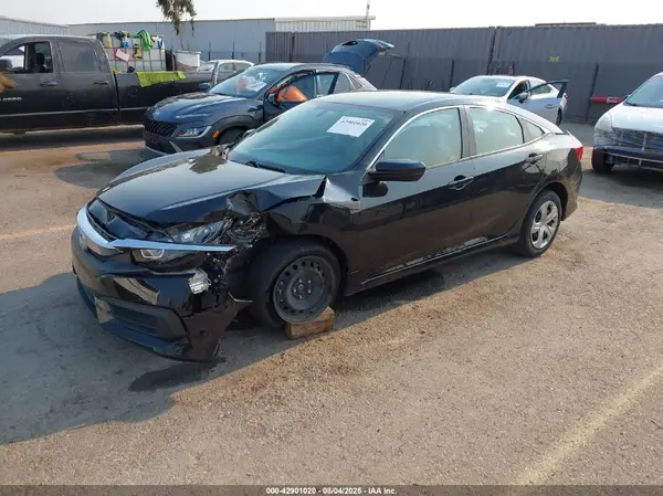19XFC2F58JE200505 2018 HONDA CIVIC - Image 2