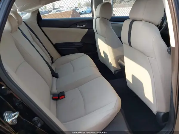 19XFC2F58JE200505 2018 HONDA CIVIC - Image 8