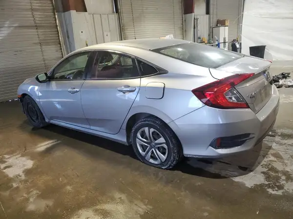 19XFC2F58JE202593 2018 HONDA CIVIC - Image 2