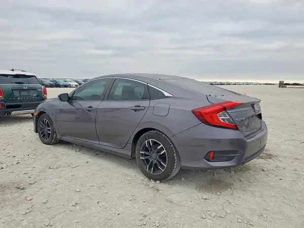 19XFC2F58JE202819 2018 HONDA CIVIC - Image 2