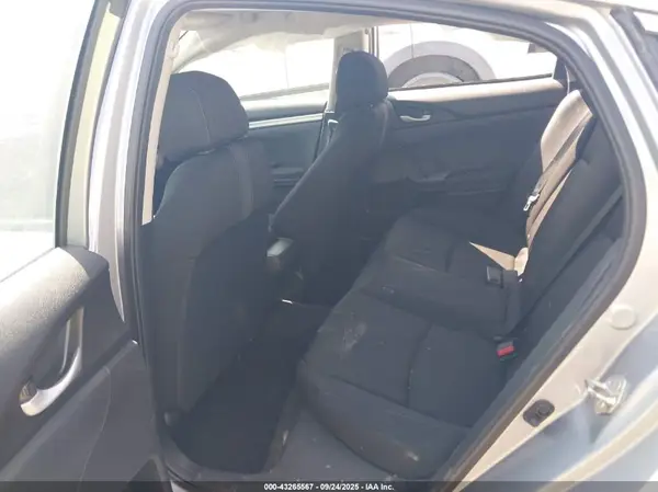 19XFC2F58JE206398 2018 HONDA CIVIC - Image 8