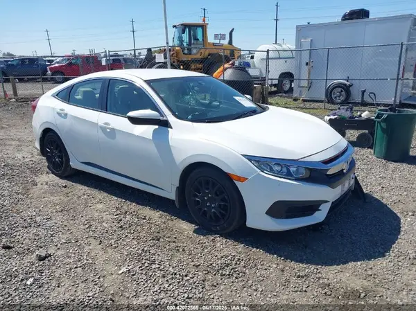 19XFC2F58JE206739 2018 HONDA CIVIC - Image 1
