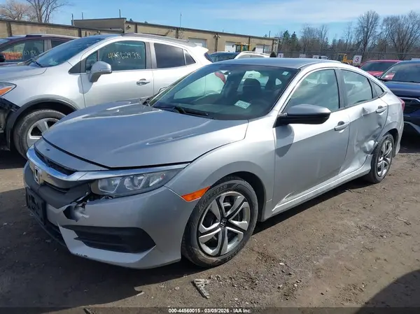 19XFC2F58JE206840 2018 HONDA CIVIC - Image 2