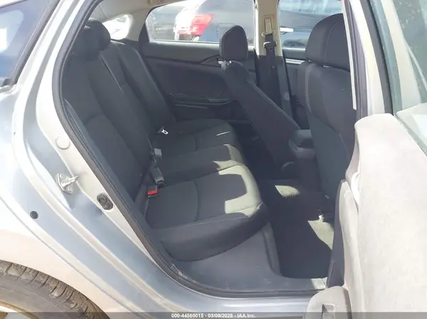 19XFC2F58JE206840 2018 HONDA CIVIC - Image 8