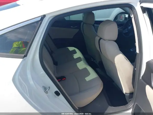 19XFC2F59HE071331 2017 HONDA CIVIC - Image 8