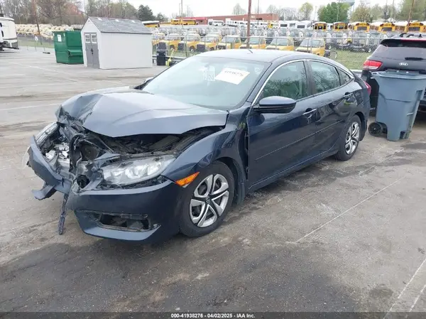 19XFC2F59JE000247 2018 HONDA CIVIC - Image 2