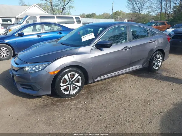 19XFC2F59JE000362 2018 HONDA CIVIC - Image 2