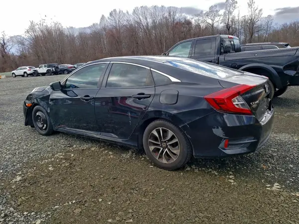 19XFC2F59JE003262 2018 HONDA CIVIC - Image 2