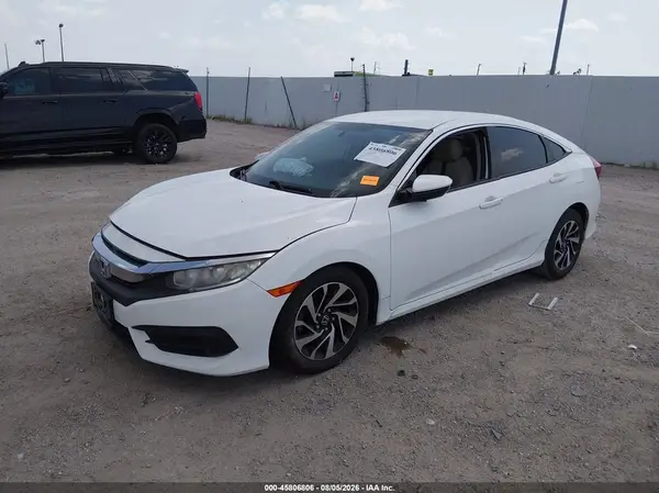 19XFC2F59JE004539 2018 HONDA CIVIC - Image 2