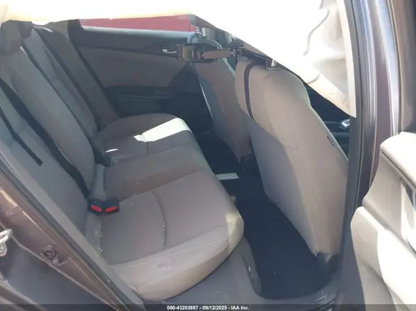 19XFC2F59JE005397 2018 HONDA CIVIC - Image 8