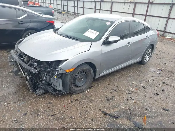 19XFC2F59JE017808 2018 HONDA CIVIC - Image 2