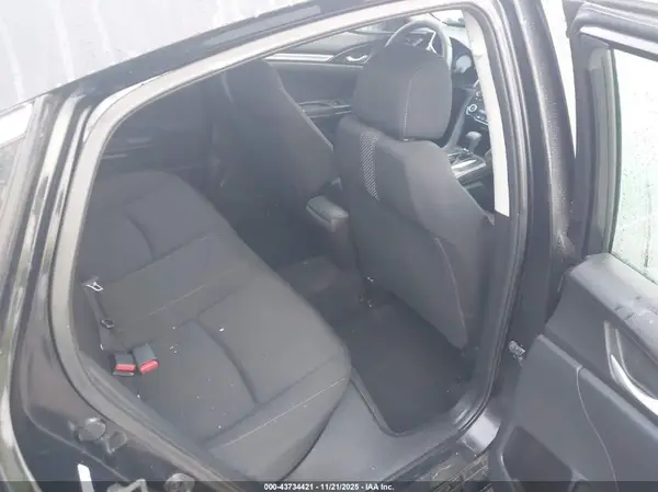 19XFC2F59JE019185 2018 HONDA CIVIC - Image 8