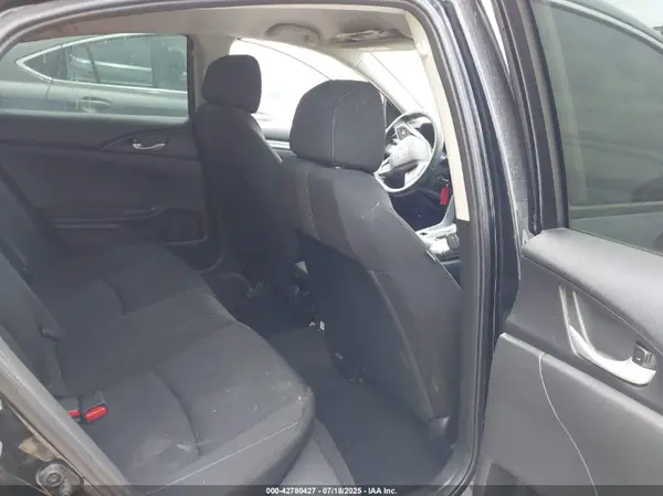 19XFC2F59JE020627 2018 HONDA CIVIC - Image 8