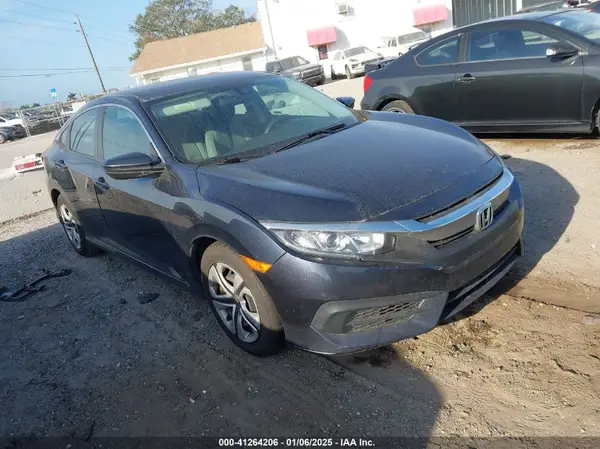 19XFC2F59JE024256 2018 HONDA CIVIC - Image 1
