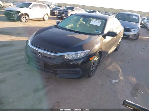 19XFC2F59JE025276 2018 HONDA CIVIC - Image 2