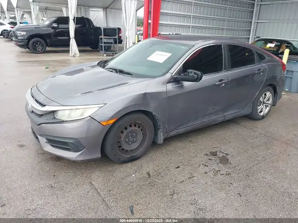 19XFC2F59JE029151 2018 HONDA CIVIC - Image 2