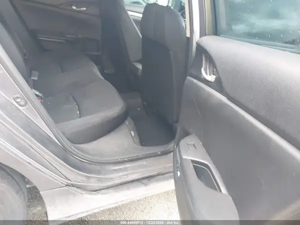 19XFC2F59JE029151 2018 HONDA CIVIC - Image 8