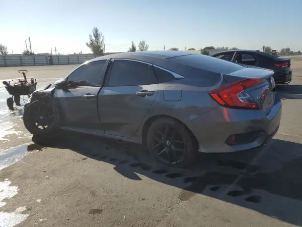 19XFC2F59JE029814 2018 HONDA CIVIC - Image 2