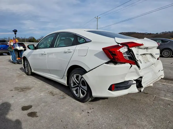 19XFC2F59JE040859 2018 HONDA CIVIC - Image 2
