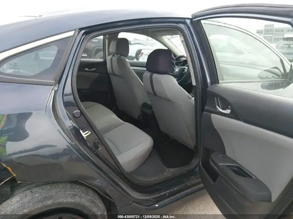 19XFC2F59JE044331 2018 HONDA CIVIC - Image 8