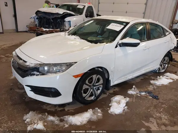 19XFC2F5XGE000184 2016 HONDA CIVIC - Image 2