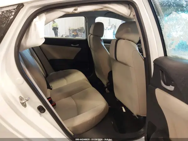 19XFC2F5XGE000184 2016 HONDA CIVIC - Image 8