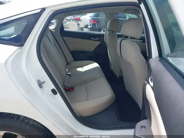 19XFC2F5XGE006776 2016 HONDA CIVIC - Image 8