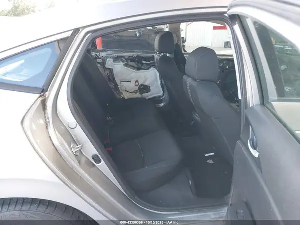 19XFC2F5XGE011587 2016 HONDA CIVIC - Image 8