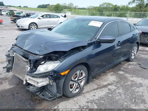 19XFC2F5XGE019902 2016 HONDA CIVIC - Image 2