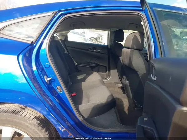 19XFC2F5XGE020399 2016 HONDA CIVIC - Image 8