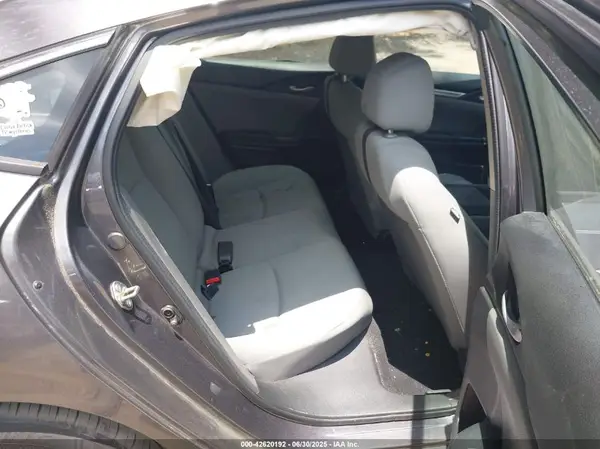19XFC2F5XGE026431 2016 HONDA CIVIC - Image 8
