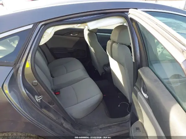19XFC2F5XGE033217 2016 HONDA CIVIC - Image 8