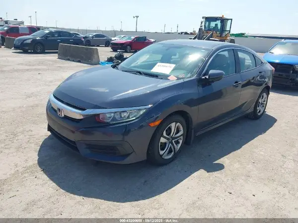 19XFC2F5XGE040507 2016 HONDA CIVIC - Image 2