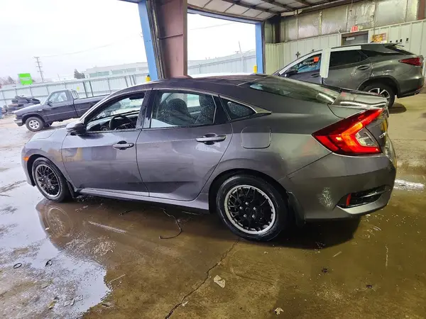 19XFC2F5XGE045903 2016 HONDA CIVIC - Image 2