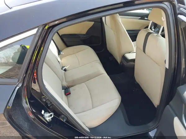 19XFC2F5XGE048364 2016 HONDA CIVIC - Image 8