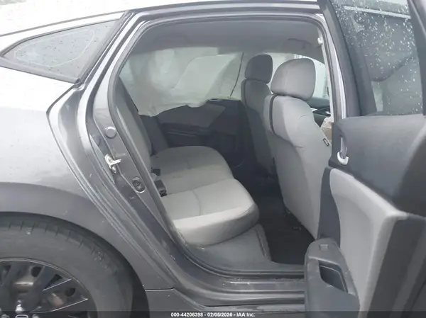 19XFC2F5XGE053015 2016 HONDA CIVIC - Image 8