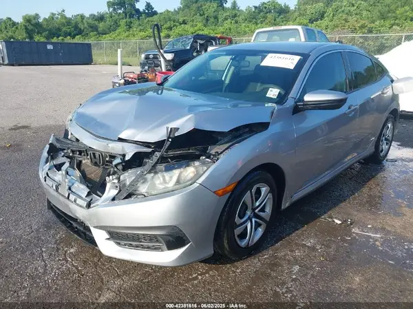 19XFC2F5XGE071689 2016 HONDA CIVIC - Image 2