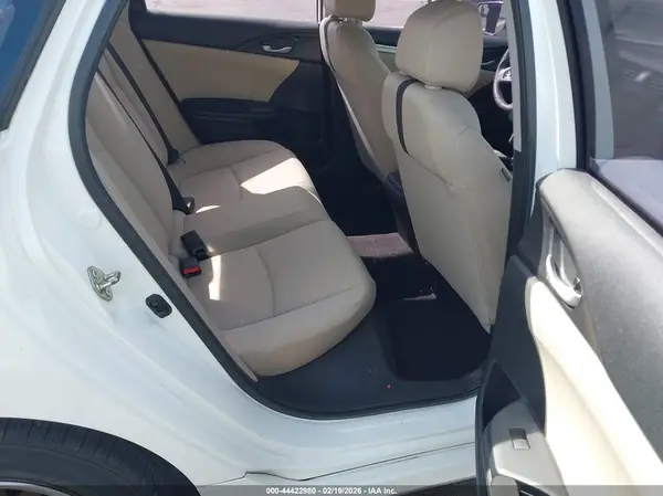 19XFC2F5XGE082806 2016 HONDA CIVIC - Image 8