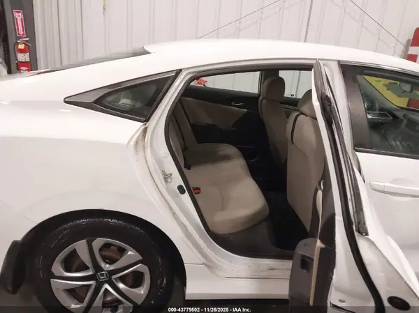 19XFC2F5XGE092347 2016 HONDA CIVIC - Image 8