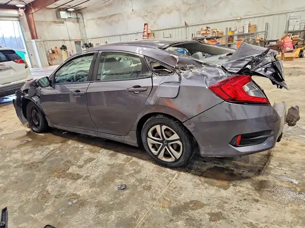 19XFC2F5XGE094907 2016 HONDA CIVIC - Image 2
